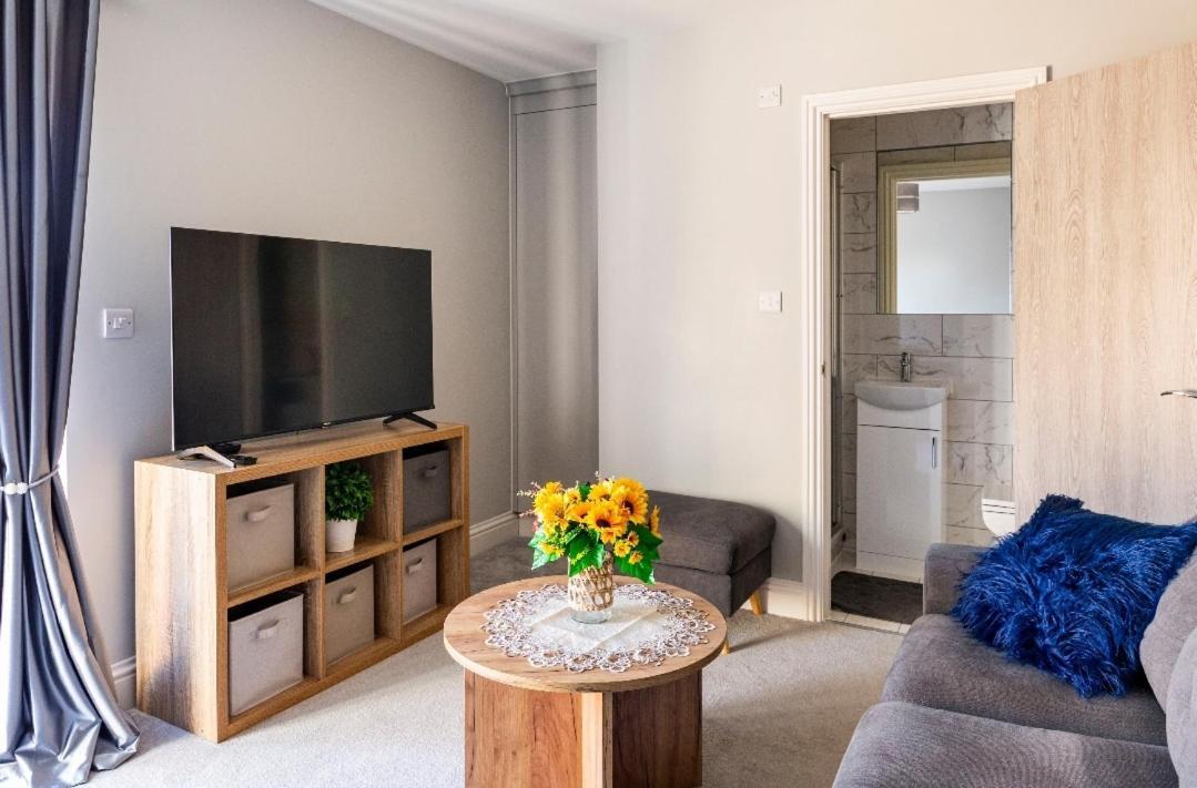 Luxury House 4 Ensuite Bedrooms, Free Parking ,Wifi Оксфорд Екстериор снимка