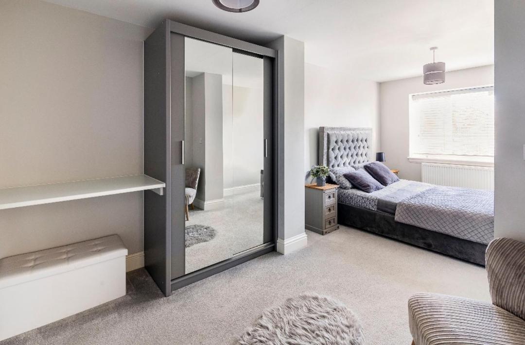 Luxury House 4 Ensuite Bedrooms, Free Parking ,Wifi Оксфорд Екстериор снимка
